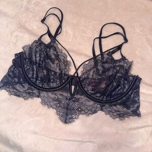 La SENZA Black Lace Bralette